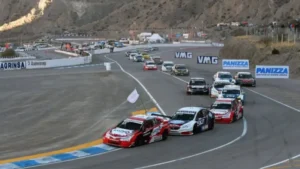 Matías Rossi hizo pesar su jerarquía EN EL ZONDA   y ganó la final EN EL TC 2000