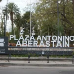 Plaza Aberastain: nuevos bebederos, juegos infantiles y kioscos modernos
