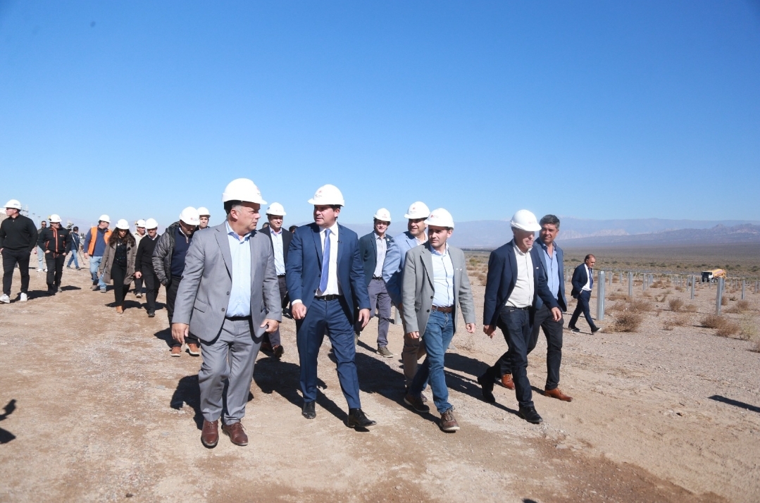 ullum : el parque solar ALFA que abastecerá a 50.000 viviendas y consolida a San Juan como líder energético