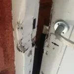 Fue a abrir su barbería en Rawson y descubrió que le robaron de todo