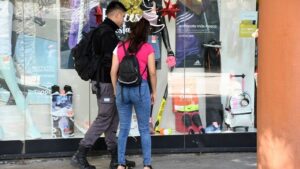 cómo atenderá el comercio sanjuanino en los feriados de junio y en la previa del Día del Padre