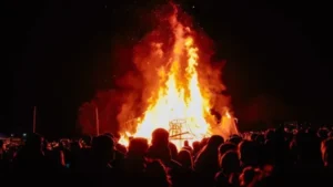 San Juan Bautista: dónde y a qué hora encenderán el fuego para pedir deseos