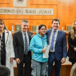 el gobernador marcelo orrego: encabezó una entrega de audífonos y anteojos que transforma la vida cotidiana de las familias