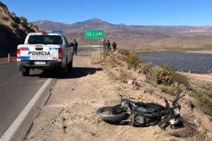 Hallaron muerto a un hombre en Ullum: investigan si cayó por un barranco mientras circulaba en moto por la ruta