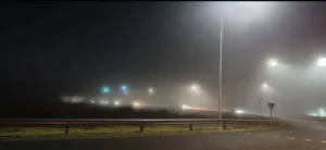 san juan amanecio con una densa neblina en una gran sona capitalina.