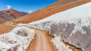 por primera vez, el Paso de Agua Negra sigue habilitado en junio