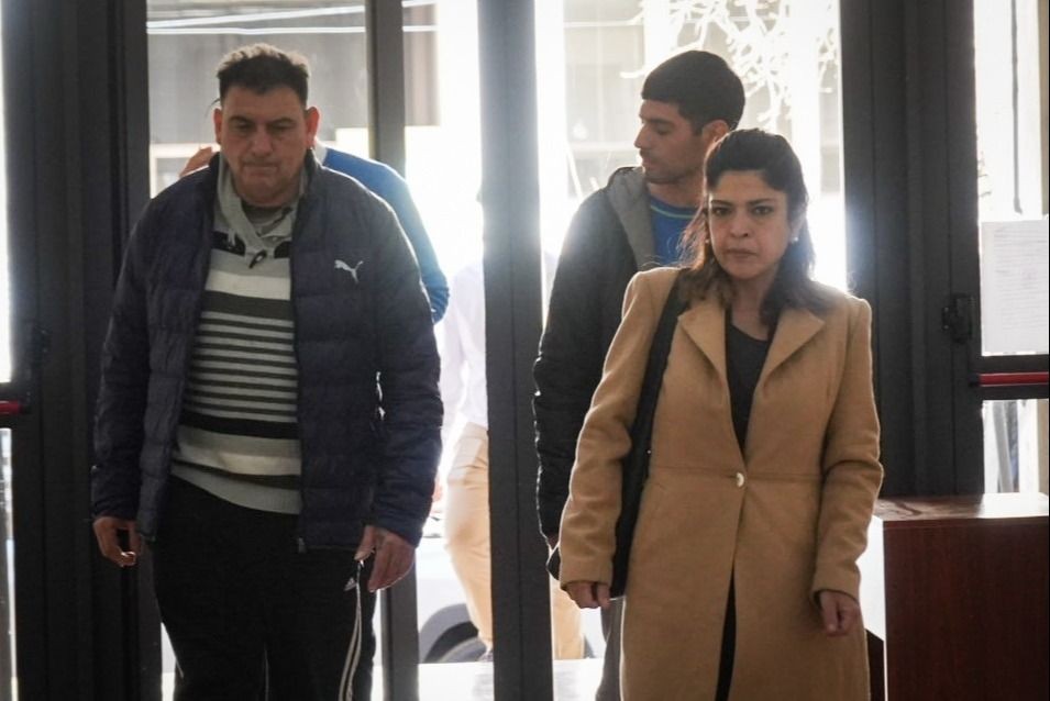 Giro en la causa los toneles: se entrego el presunto homicida y su padre.