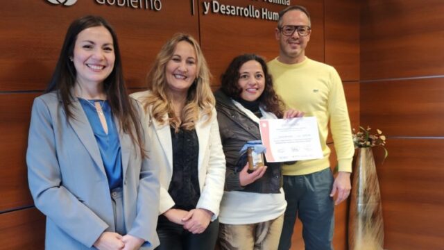 Entregaron certificados de capacitación a emprendedoras gastronómicas