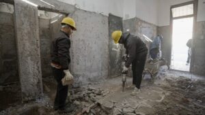 Durante el receso invernal, avanzan el mantenimiento en 160 escuelas