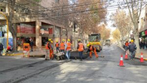 Avanza la pavimentación del microcentro con nuevos frentes de obra en Capital