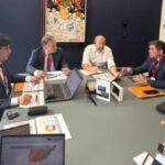 Orrego presentó en Londres los bonos ante inversores internacionales de primer nivel