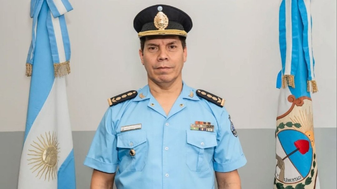 Quiénes son los comisarios generales que entran en carrera por la subjefatura de la Policía de San Juan- Quiénes son los comisarios generales que entran en carrera por la subjefatura de la Policía de San Juan
