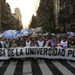 Conflicto universitario: docentes de todo el país irán a un paro de 48 horas por fondos y salarios