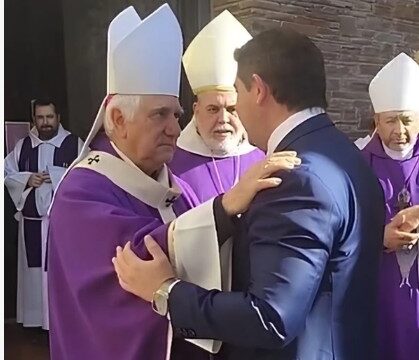 El Gobernador Orrego en la misa por los héroes sanjuaninos fallecidos: en la tragedia del valle