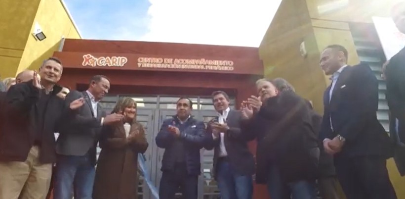 Orrego anunció en Iglesia la construcción del primer parque solar híbrido comunitario de San Juan