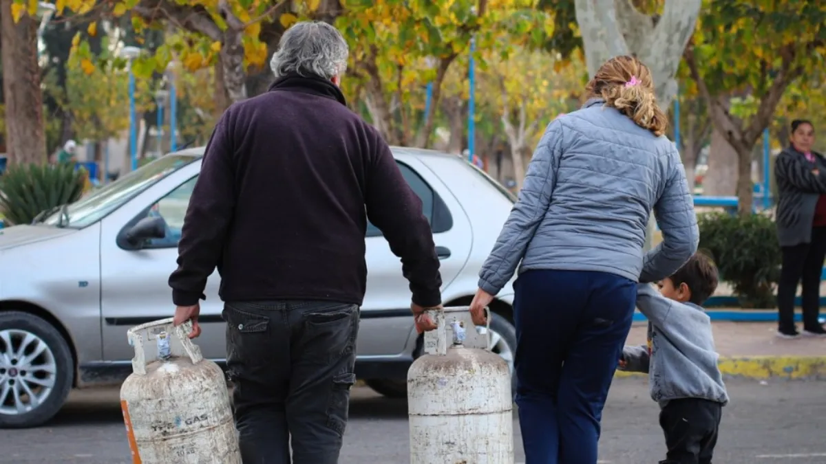 Garrafa Hogar visita Santa Lucía, 9 de Julio, Chimbas, Rawson, Calingasta y 25 de Mayo