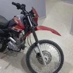 Dos menores robaron una moto a mano armada, huyeron y terminaron detenidos tras una persecución