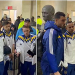 Insólito momento en Boca: el micro del plantel se fue y dejó a cuatro jugadores en el estadio