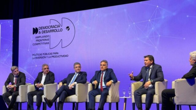 Orrego y San Juan, presentes en el debate sobre el futuro económico y el rol de las provincias