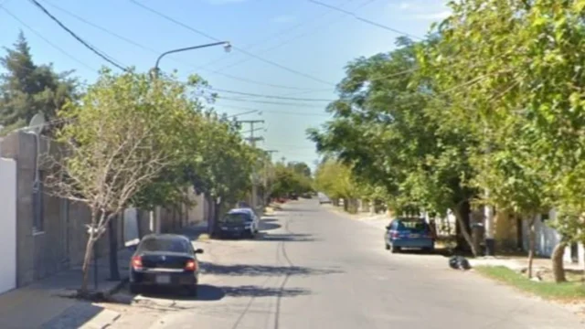Asaltaron y maniataron a un ecuatoriano para robarle 21.000 dólares y una moto en Rawson