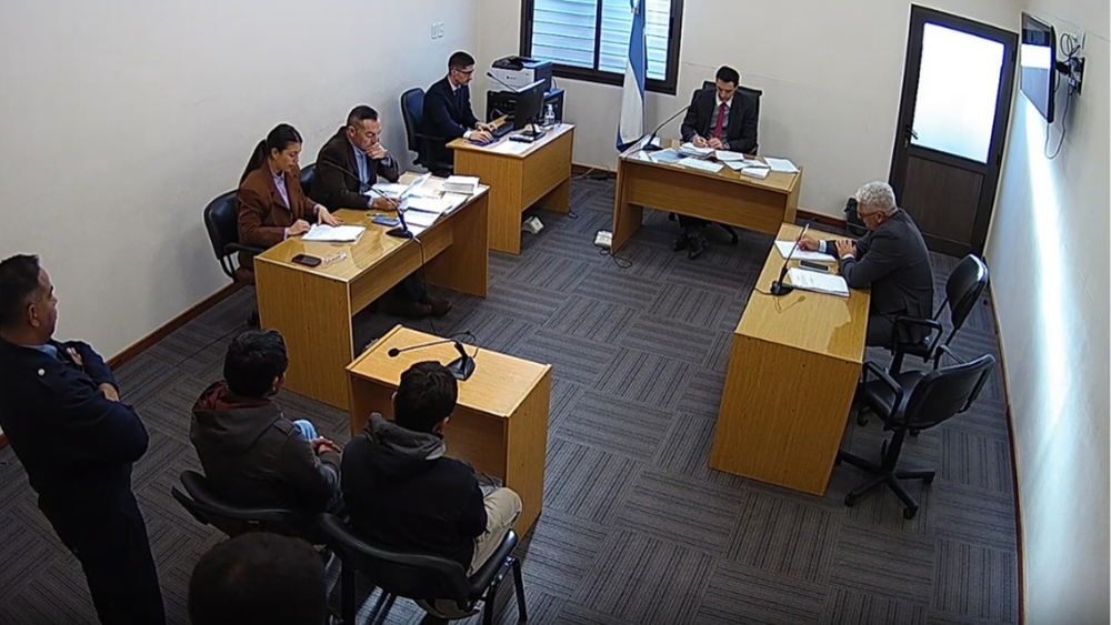 La audiencia de juicio abreviado en Flagrancia fue este martes. El fiscal Fernando Bonomo y la ayudante fiscal Milagros Verón cerraron un acuerdo con la defensa y un juez lo homologó.