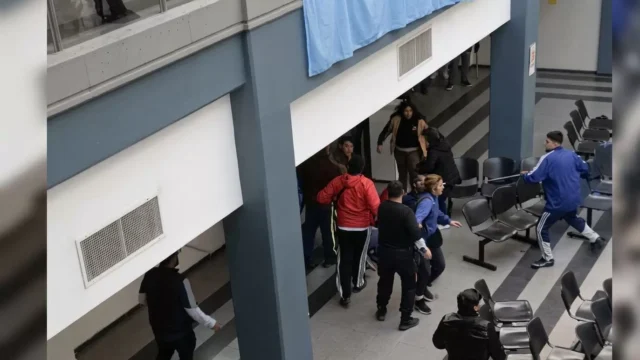 El inesperado balance de los daños tras la violenta disputa en el hall del Hospital Rawson