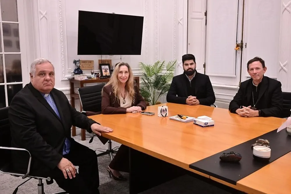 Karina Milei recibió a la cúpula del Episcopado y avanzaron en la visita de León XIV