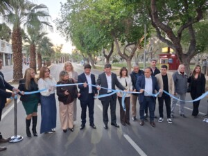 Orrego inauguró la Libertador y confirmó que la obra seguirá hacia el este