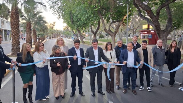 Orrego inauguró la Libertador y confirmó que la obra seguirá hacia el este